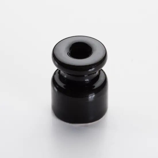 Schwarzer keramischer Isolator - Retro-Isolatoren