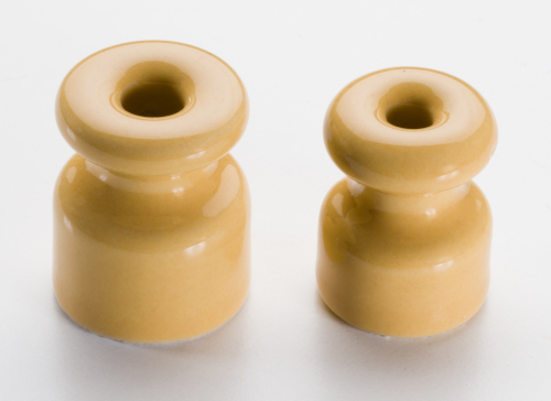 Porcelain insulators - TechnicalCeramic.store