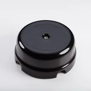 Caja de conexiones negra - Aisladores retro